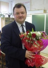 Панасюк Дмитрий Павлович
высшее
высшая категория
награжден